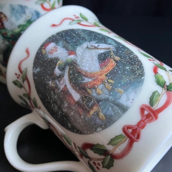 Magic of Christmas Fine Porcelain Mugs by LENOX 1997 Set of 2 - Picture 5 of 6